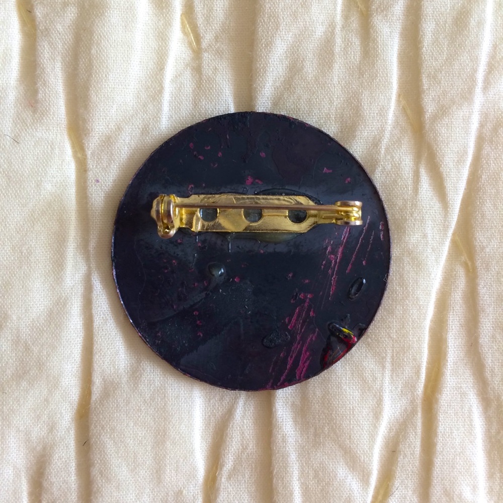 Hand Painted Abstract Design Pin Brooch - Picture 4 of 8